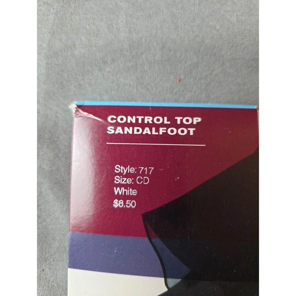 Hanes Silk‎ Reflections Silky Sheer Control Top Pantyhose CD White